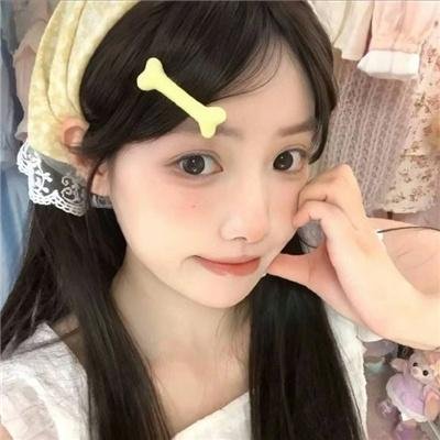 志乃酱说不出自己的名字 海报